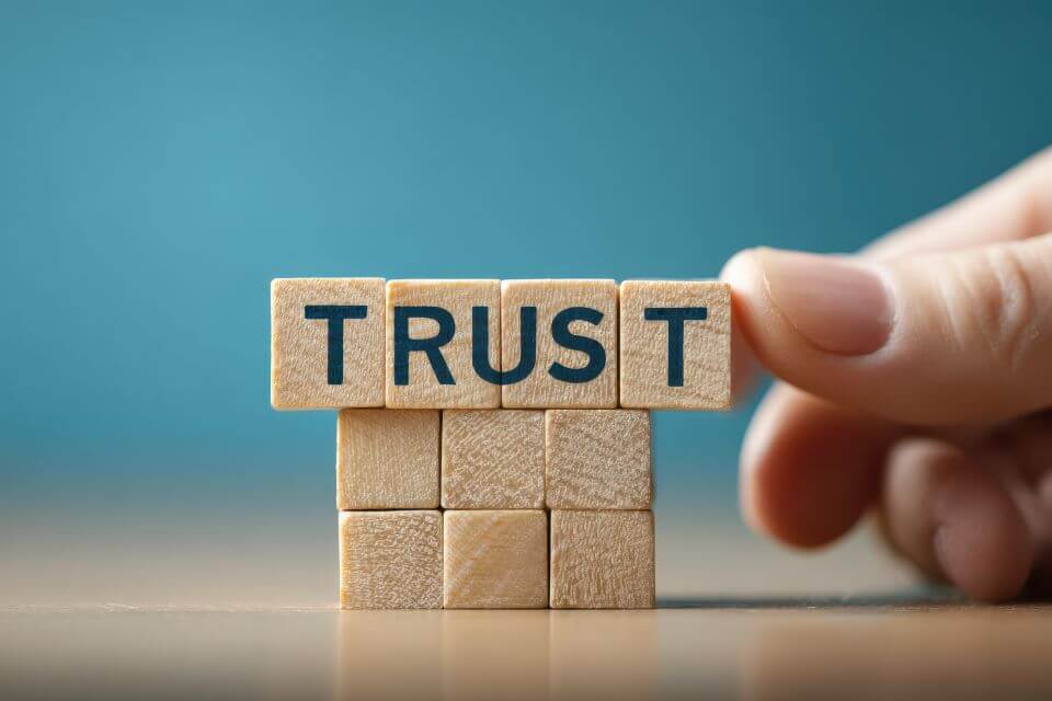 How Content Marketing Helps Financial Institutions Build Trust and Authority